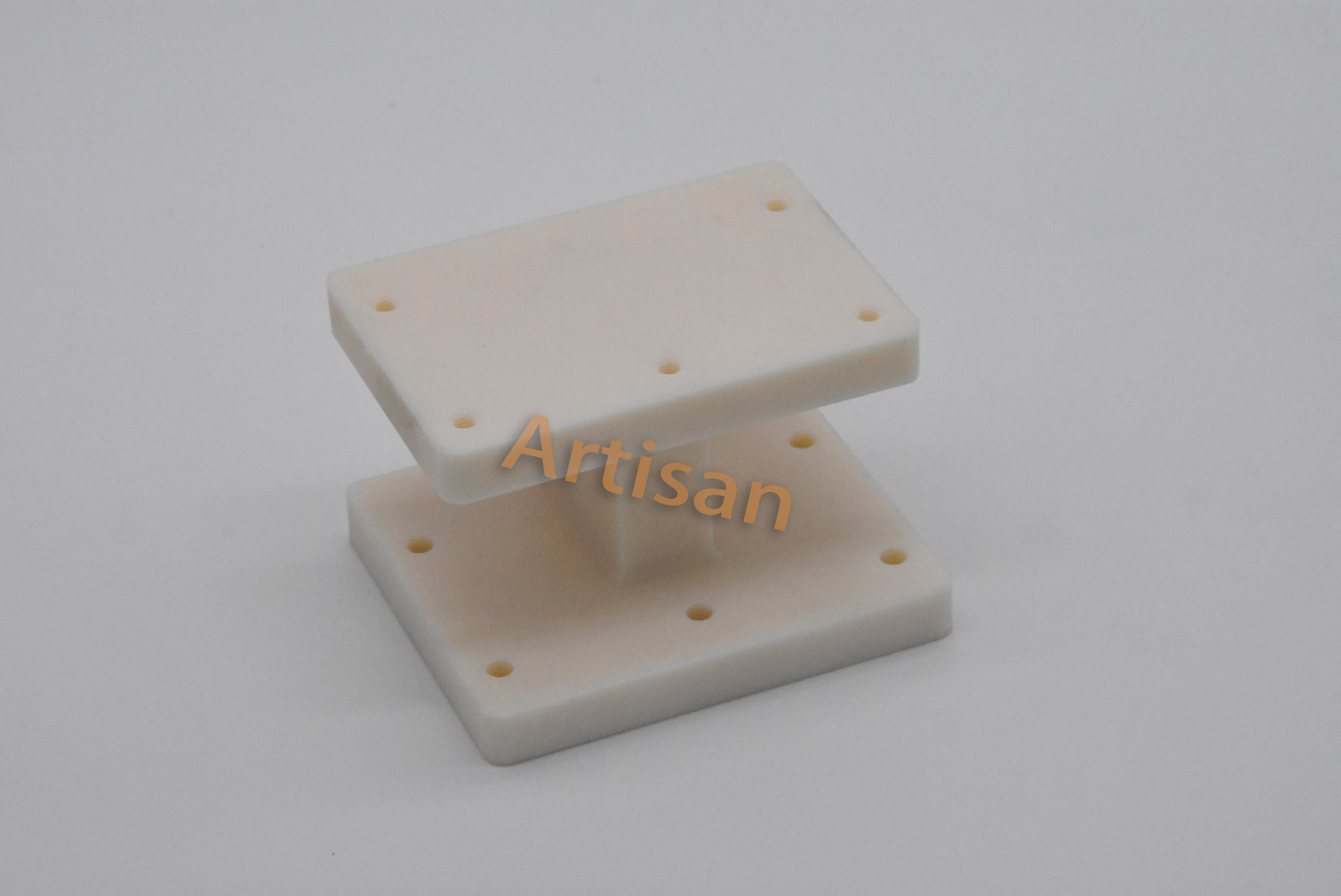 <strong>图65：电子及通讯精密加工：支撑架</strong>