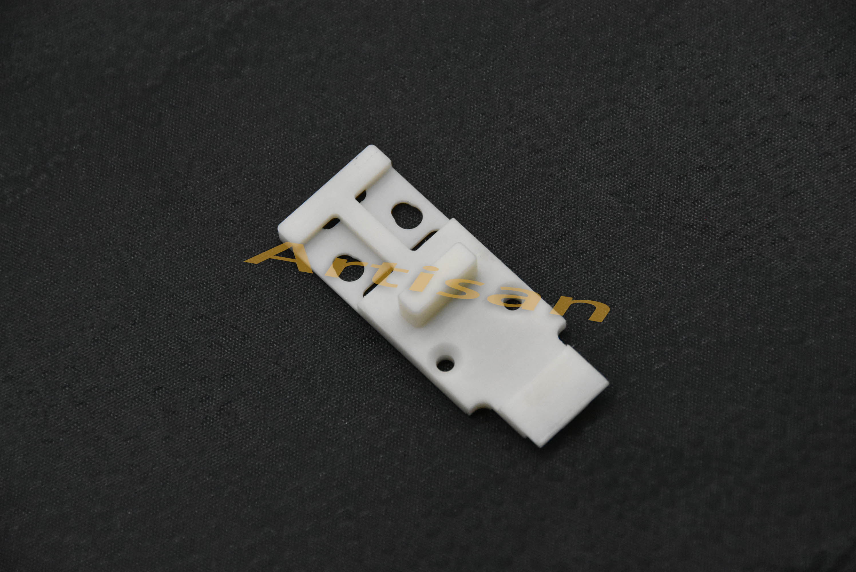 <strong>2024.2电子类精密加工：支架顶部</strong>